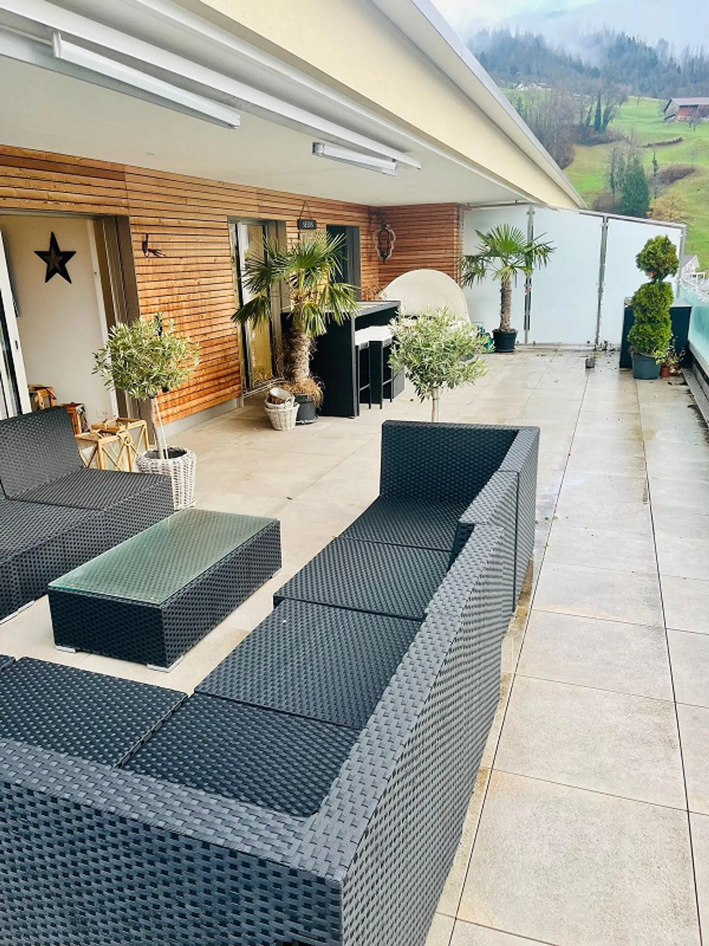 Elegante Attikawohnung mit Seeblick - Foto 8 von 9