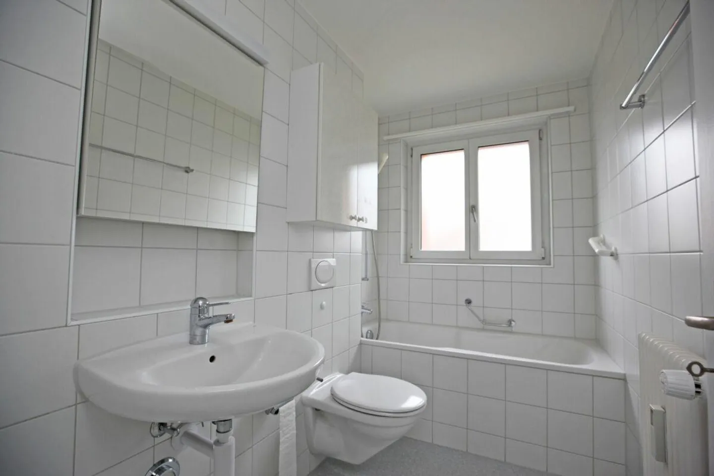 4-room apartment - freshly renovated - Photo 11 of 12