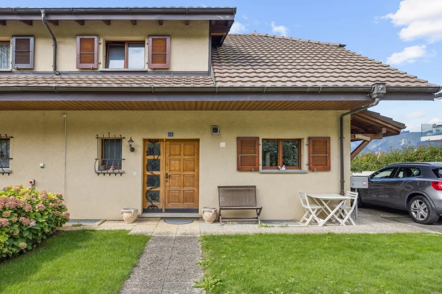 Charmante maison individuelle avec jardin magnifique - Photo 2 sur 12
