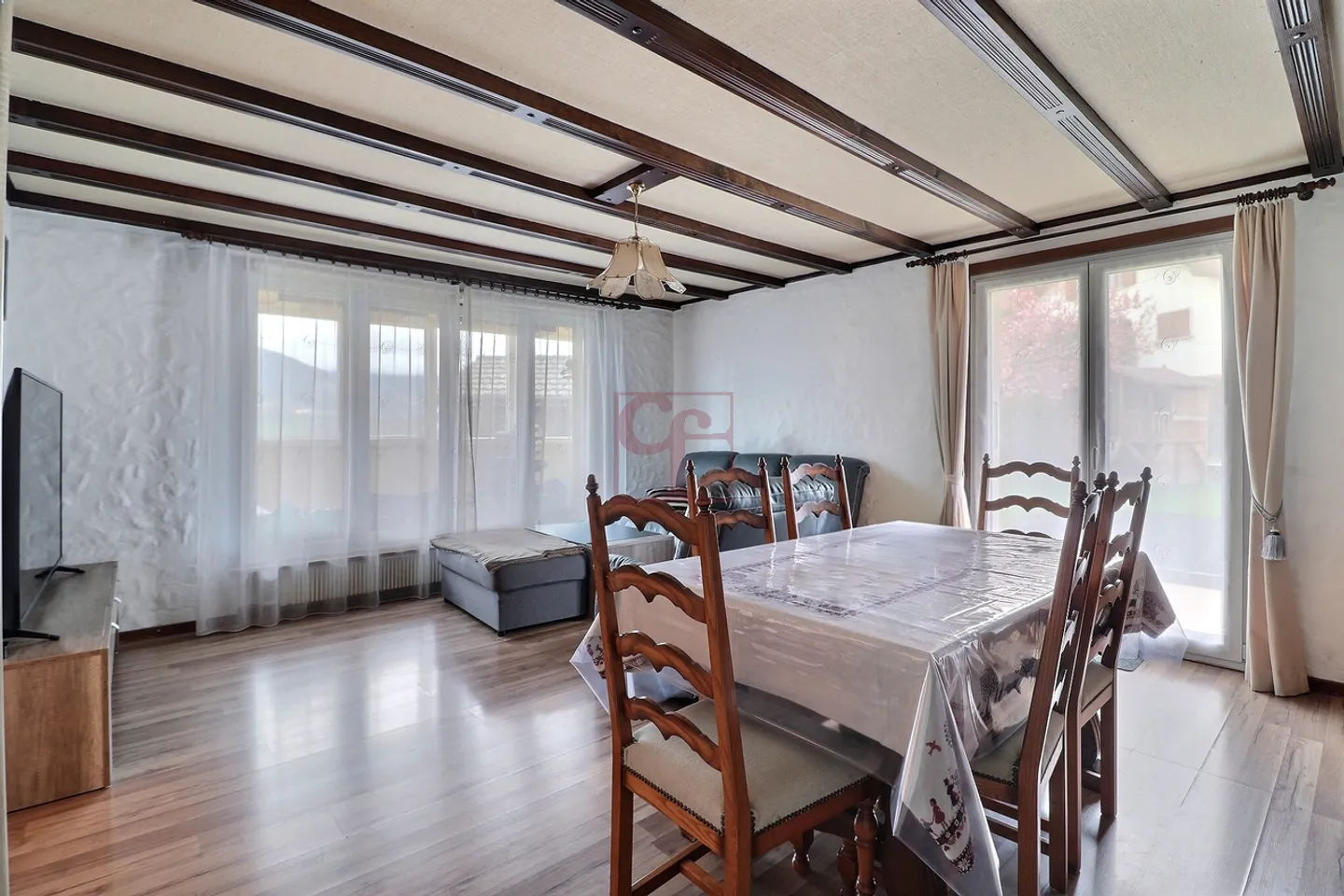 Le Pâquier - Maison familiale avec deux appartements - Photo 5 sur 12