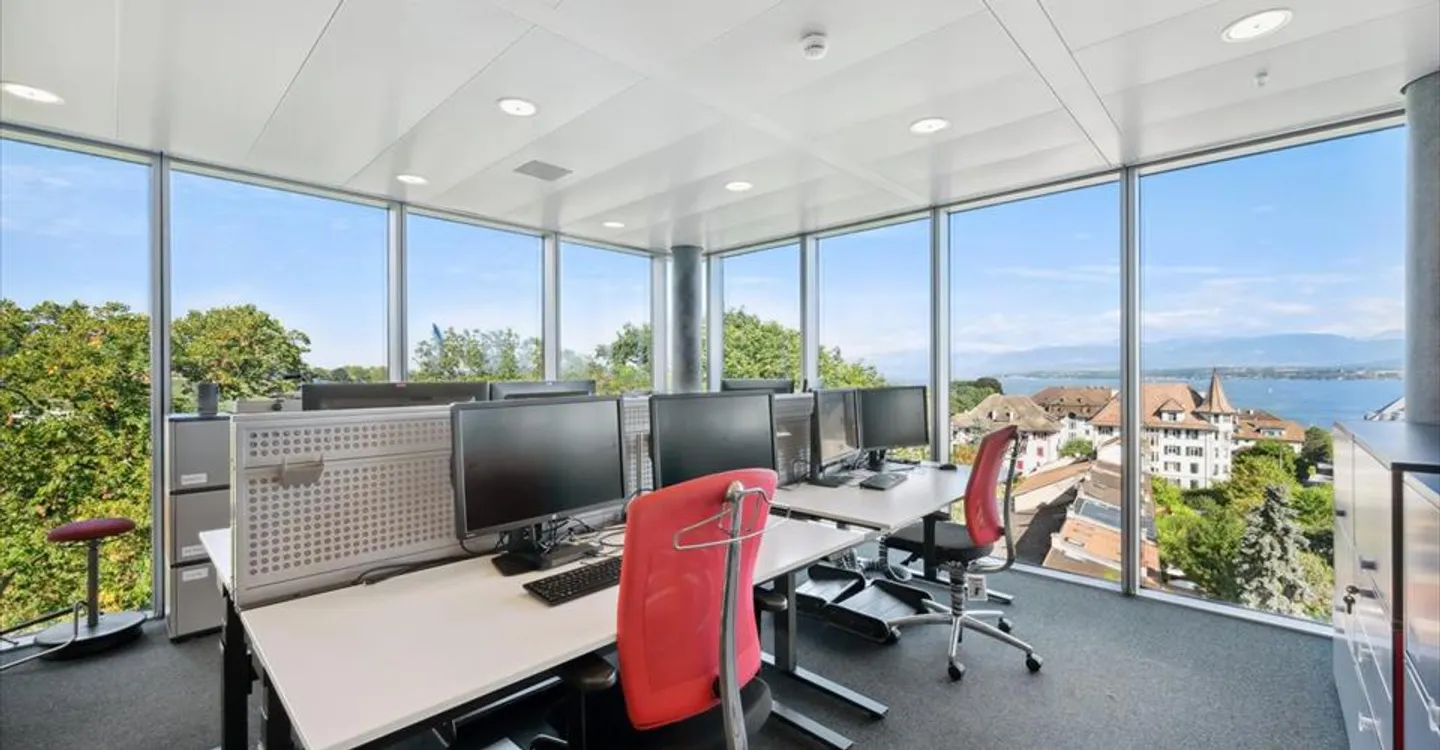 Office space for rent - Photo 2 of 9