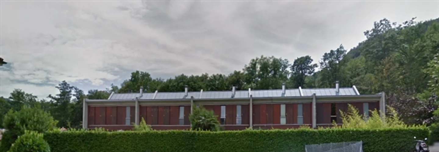 «ARCEGNO, WIR VERMIETEN EIN 5-ZIMMER-MAISONETTE-REIHENHAUS» - Foto 1 von 11