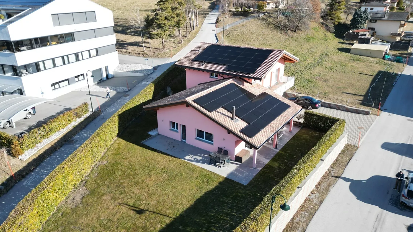 Magnifica villa di alto standard - Seconda casa consentita - Foto 2 di 35