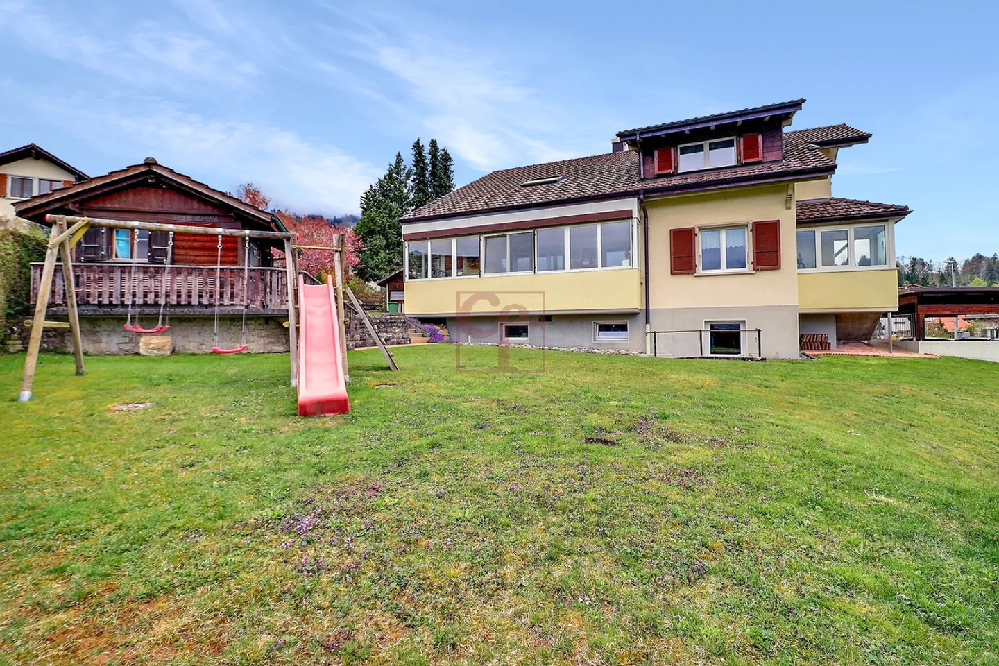 Le Pâquier - Maison familiale avec deux appartements - Photo 10 sur 12