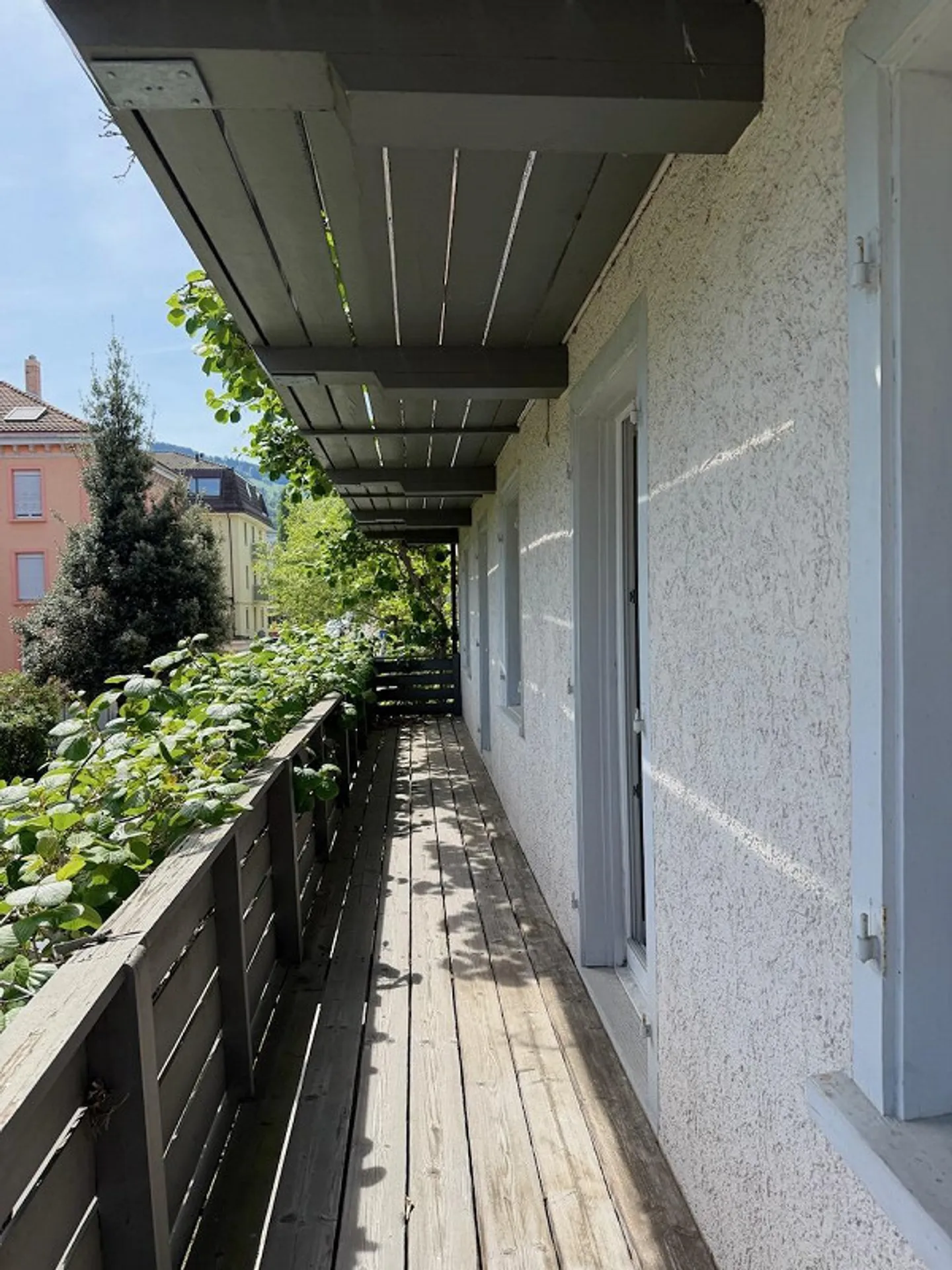 Opportunité unique - Appartement de 6 pièces en emplacement central - Photo 4 sur 13