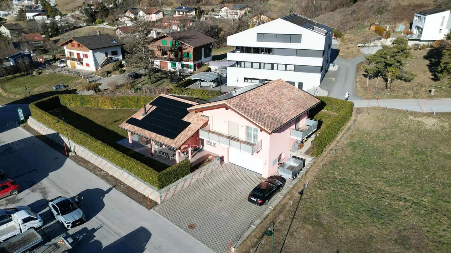 Magnifica villa di alto standard - Seconda casa consentita - Foto 4 di 35