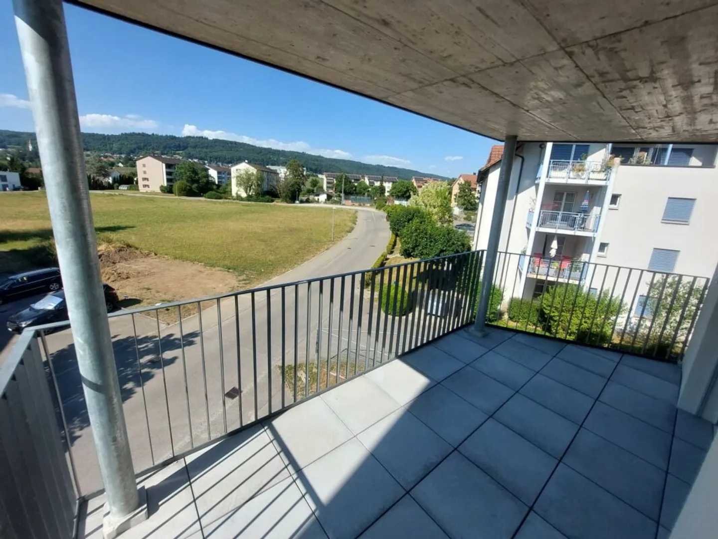 Stylish 2.5-room new apartment with 60 m² and sunny balcony - Photo 3 of 9