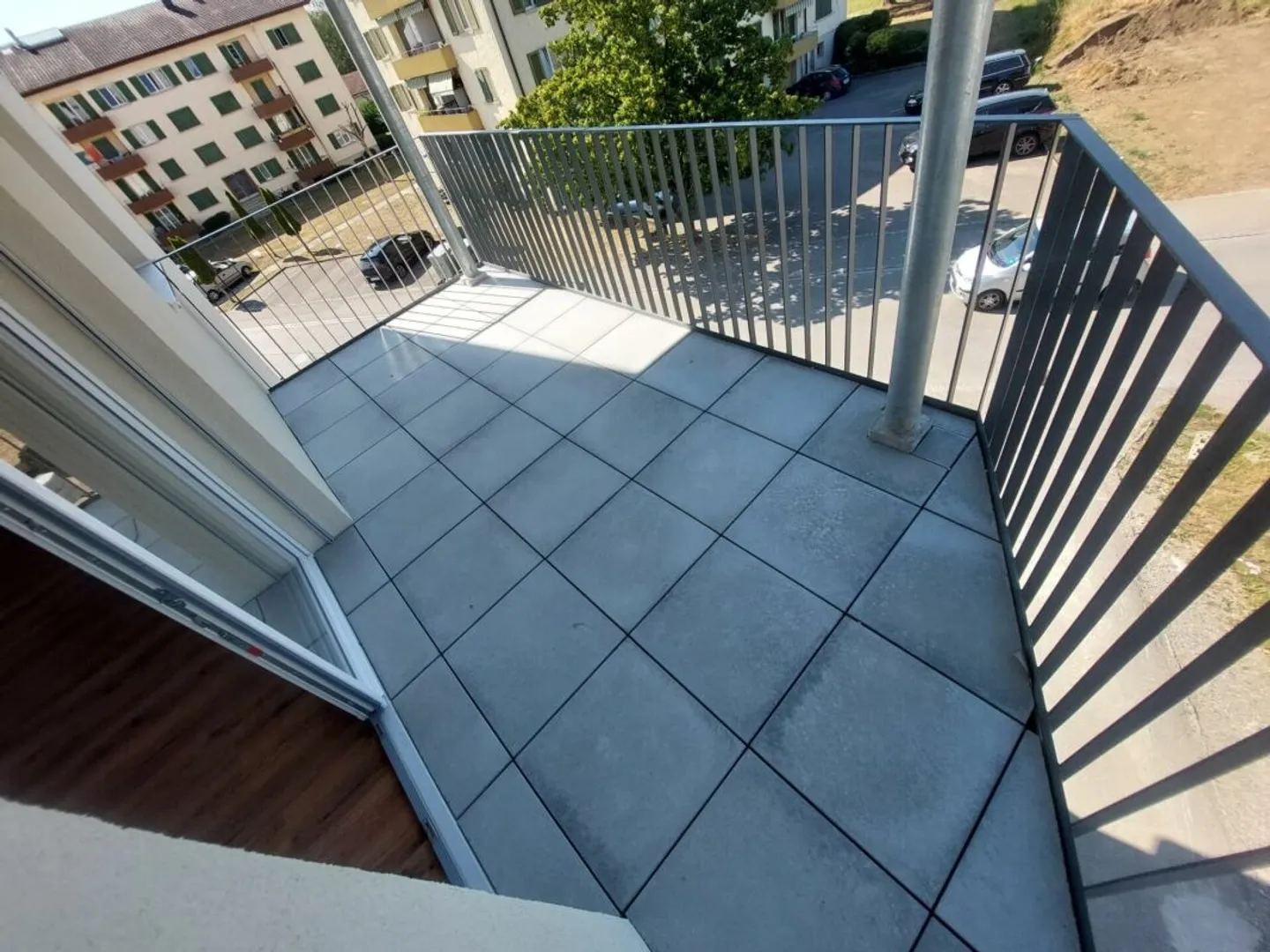 Stylish 2.5-room new apartment with 60 m² and sunny balcony - Photo 5 of 9