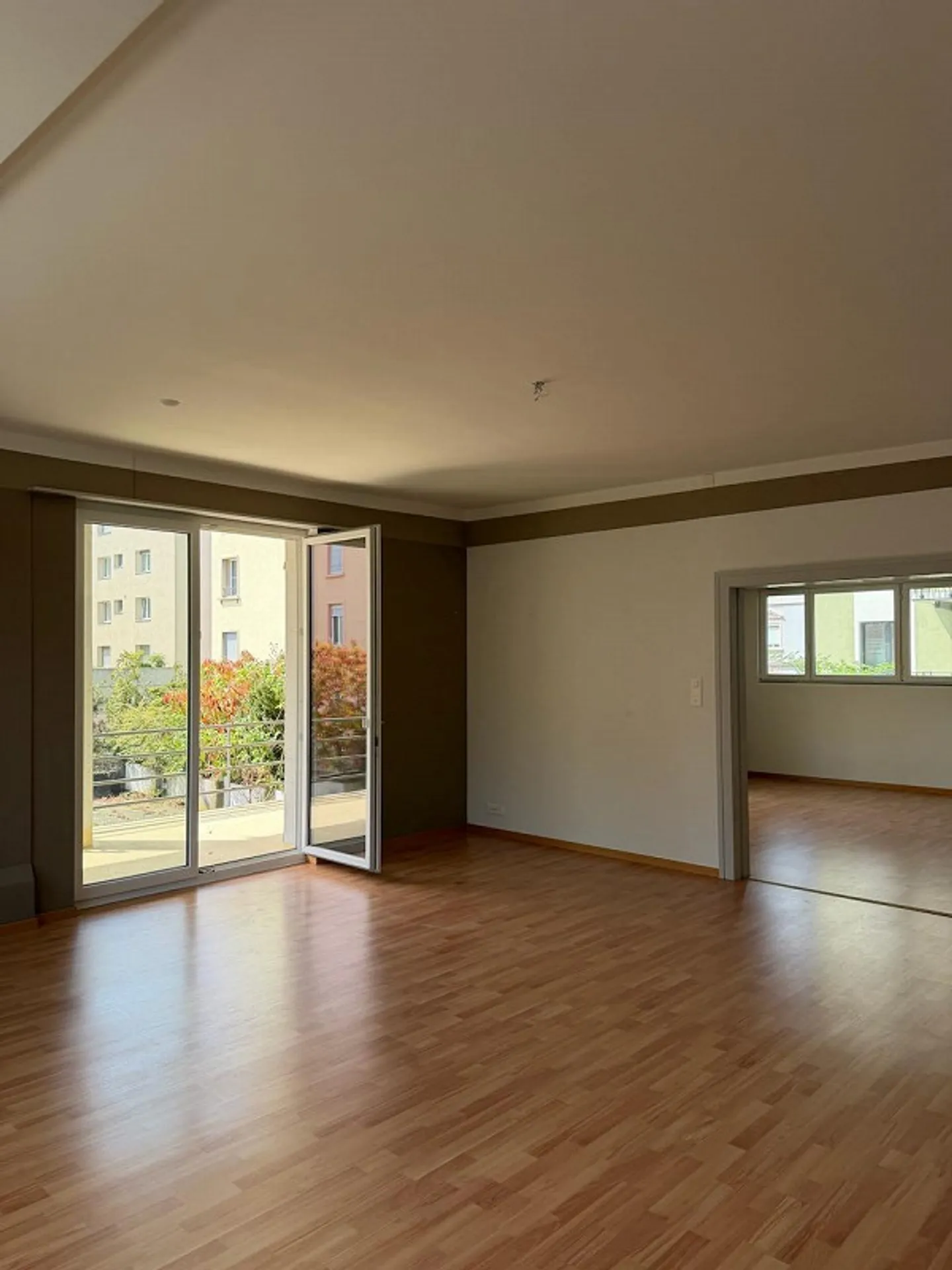 Opportunité unique - Appartement de 6 pièces en emplacement central - Photo 8 sur 13