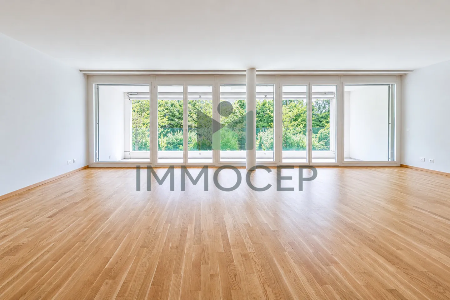Exklusiv: Geräumige 5-Zimmer-Wohnung von 150m2 mit Box - Foto 1 von 9