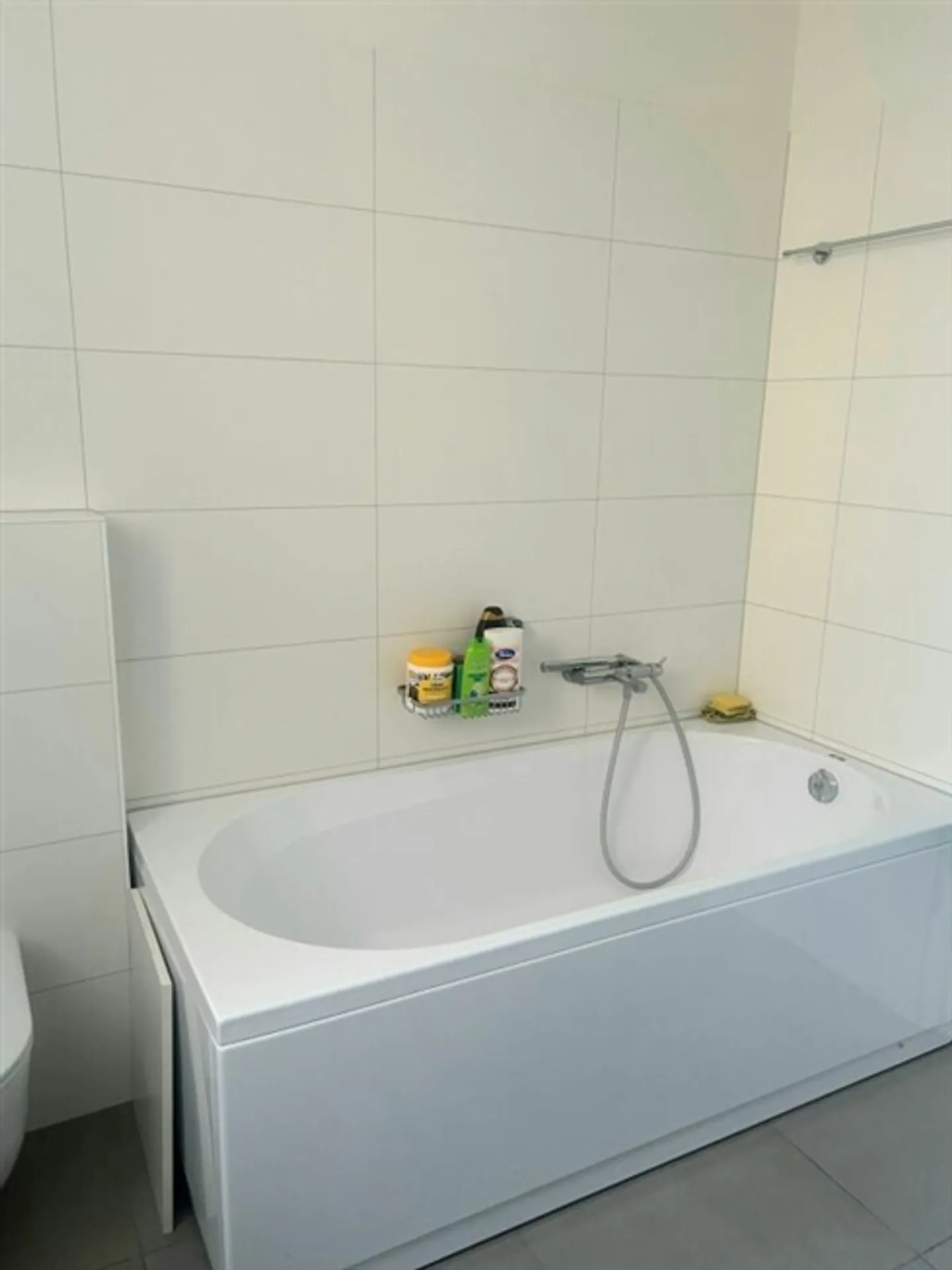 LOCARNO - APPARTEMENT 4.5 CHAMBRES AVEC JARDIN PRIVÉ À VENDRE - Photo 12 sur 20