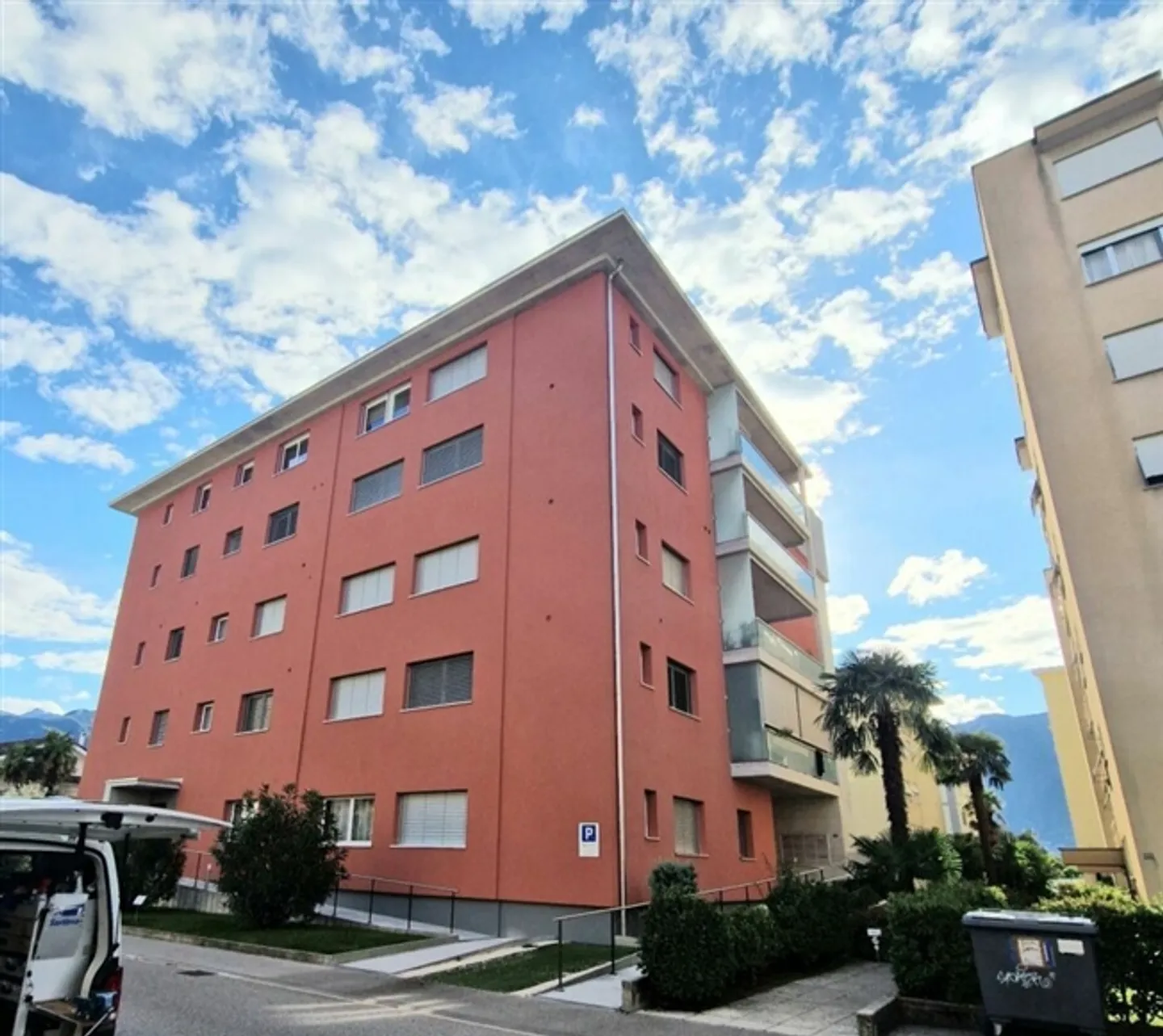 LOCARNO - APPARTEMENT 4.5 CHAMBRES AVEC JARDIN PRIVÉ À VENDRE - Photo 16 sur 20