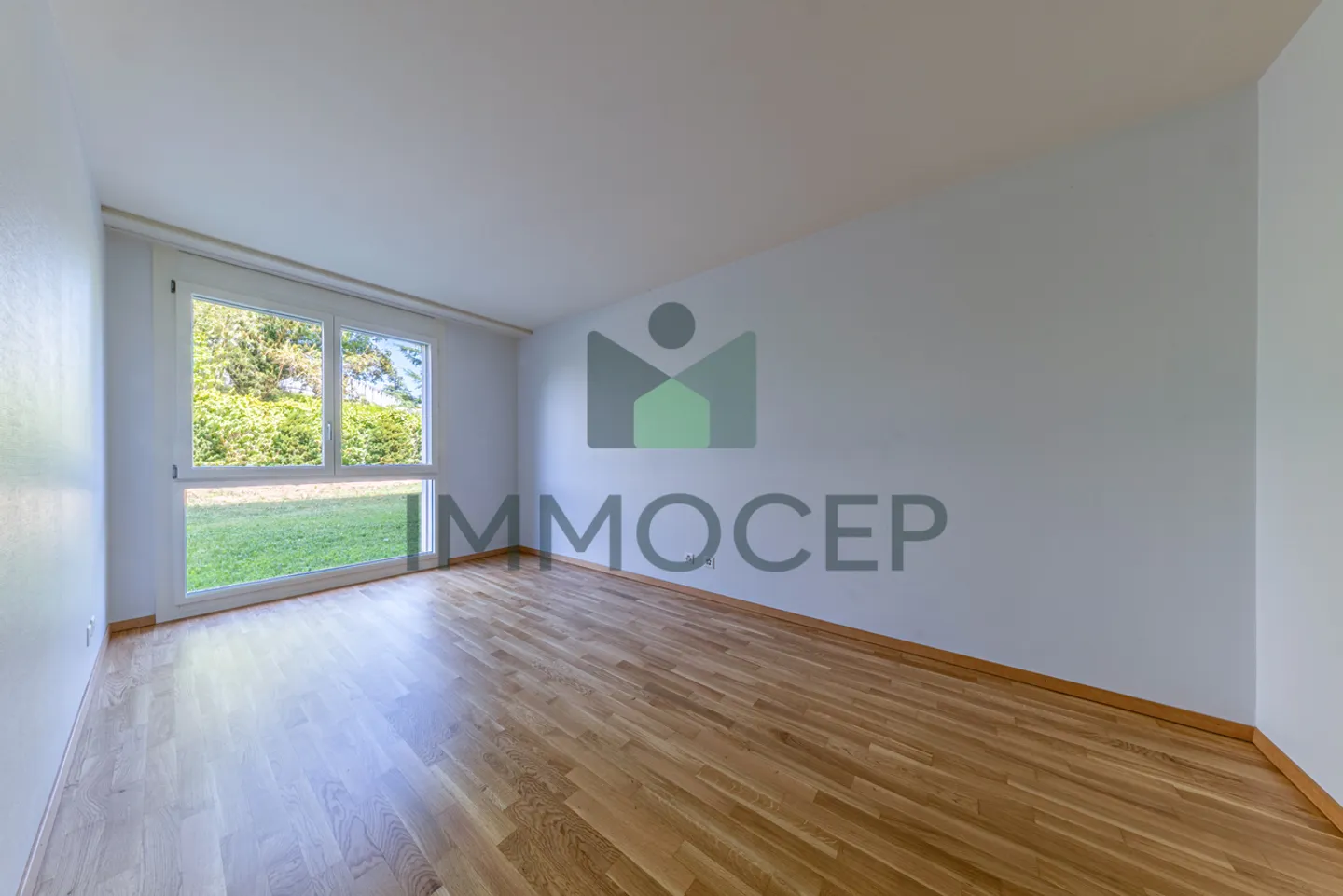 Exklusiv: Geräumige 5-Zimmer-Wohnung von 150m2 mit Box - Foto 3 von 9