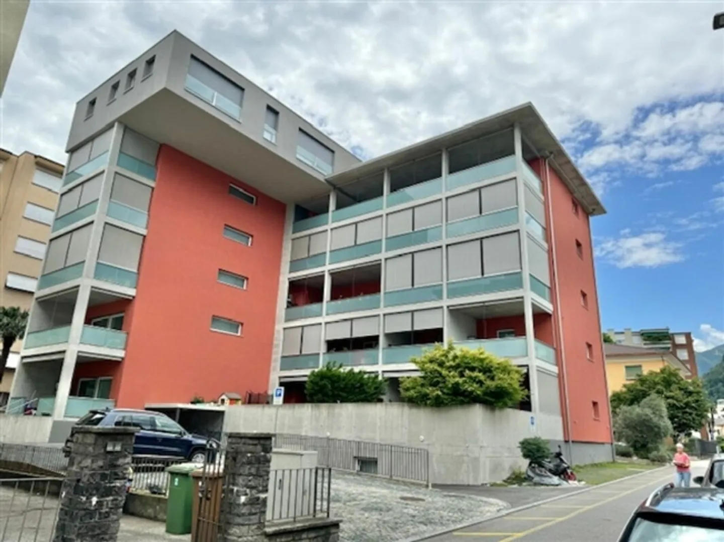 LOCARNO - APPARTEMENT 4.5 CHAMBRES AVEC JARDIN PRIVÉ À VENDRE - Photo 19 sur 20