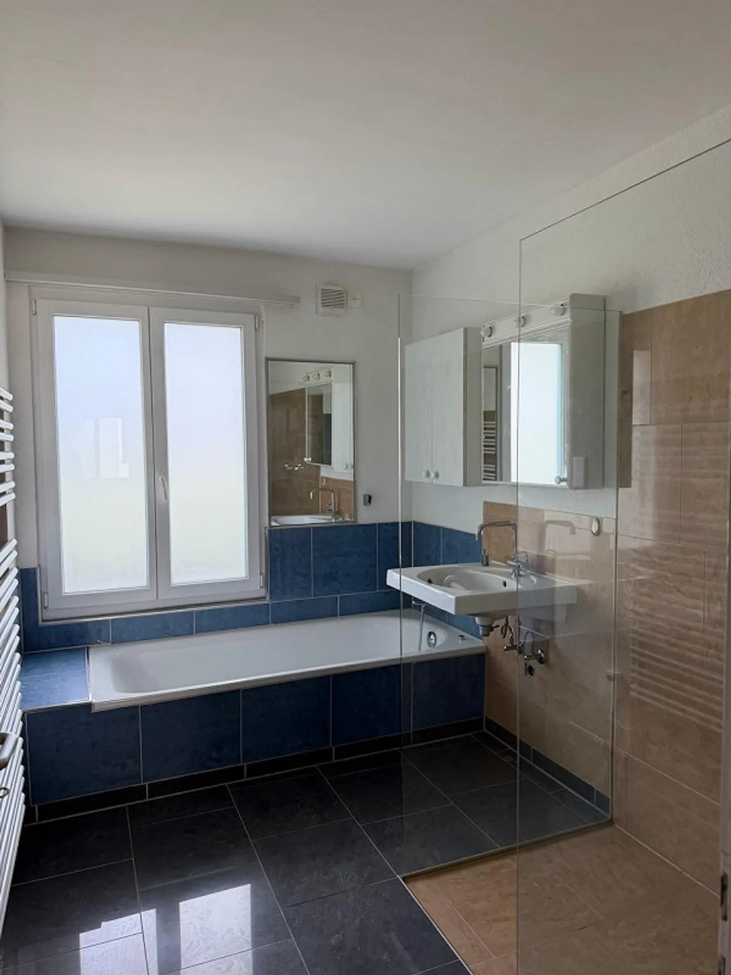 Opportunité unique - Appartement de 6 pièces en emplacement central - Photo 10 sur 13