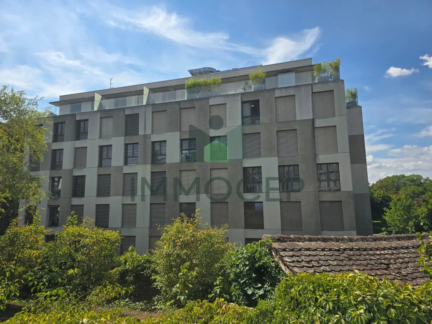 Exklusiv: Geräumige 5-Zimmer-Wohnung von 150m2 mit Box - Foto 8 von 9