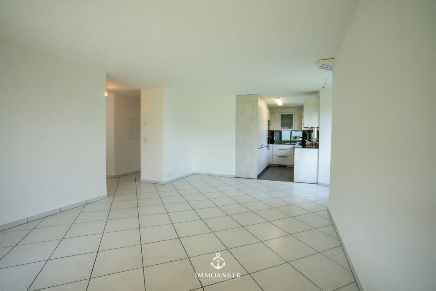 Habitat lumineux avec terrasse et balcon dans un endroit calme à Kriens - Photo 8 sur 15