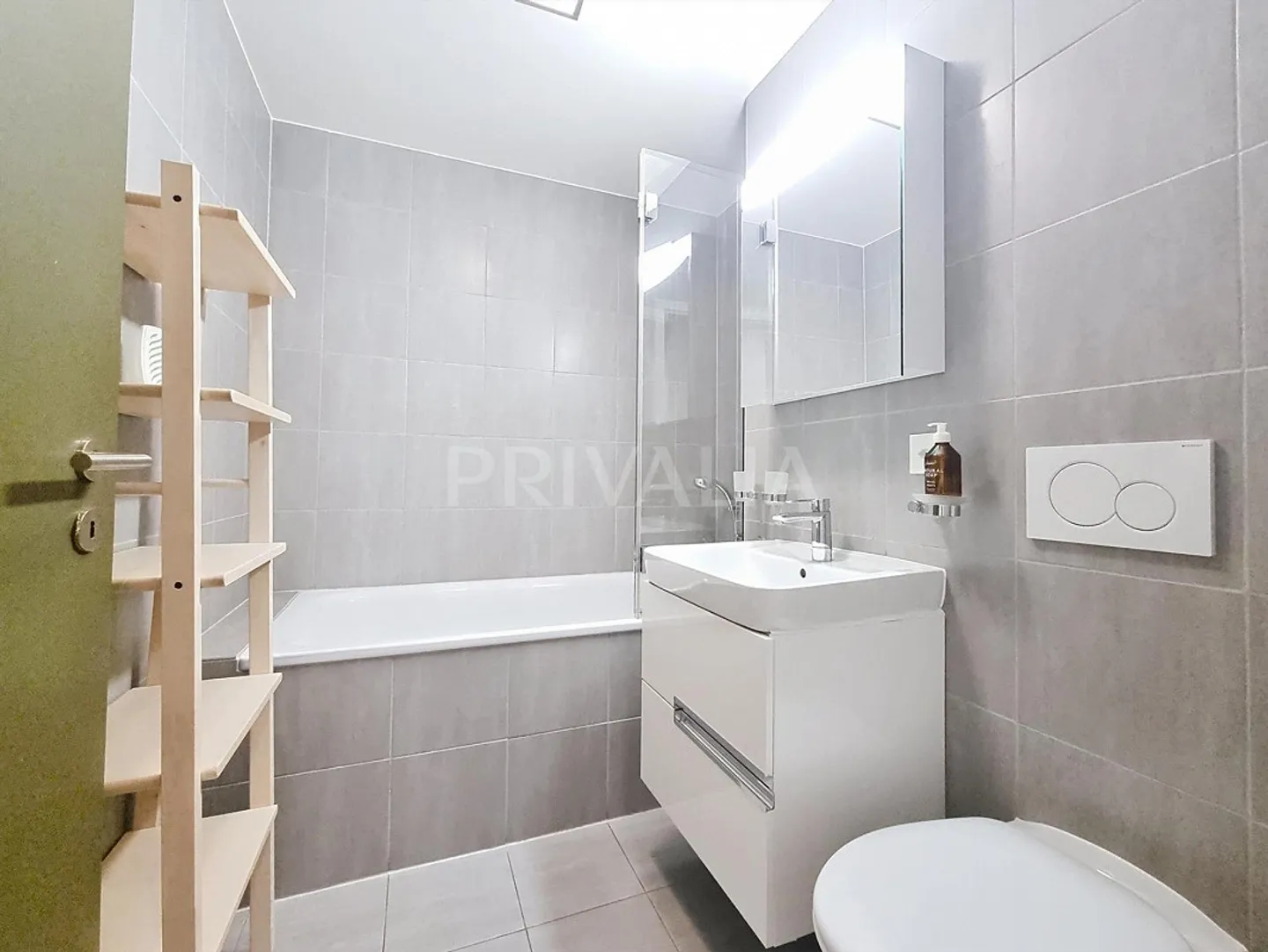 Schöne, moderne möblierte Wohnung im Erdgeschoss mit Terrassen - Foto 7 von 9