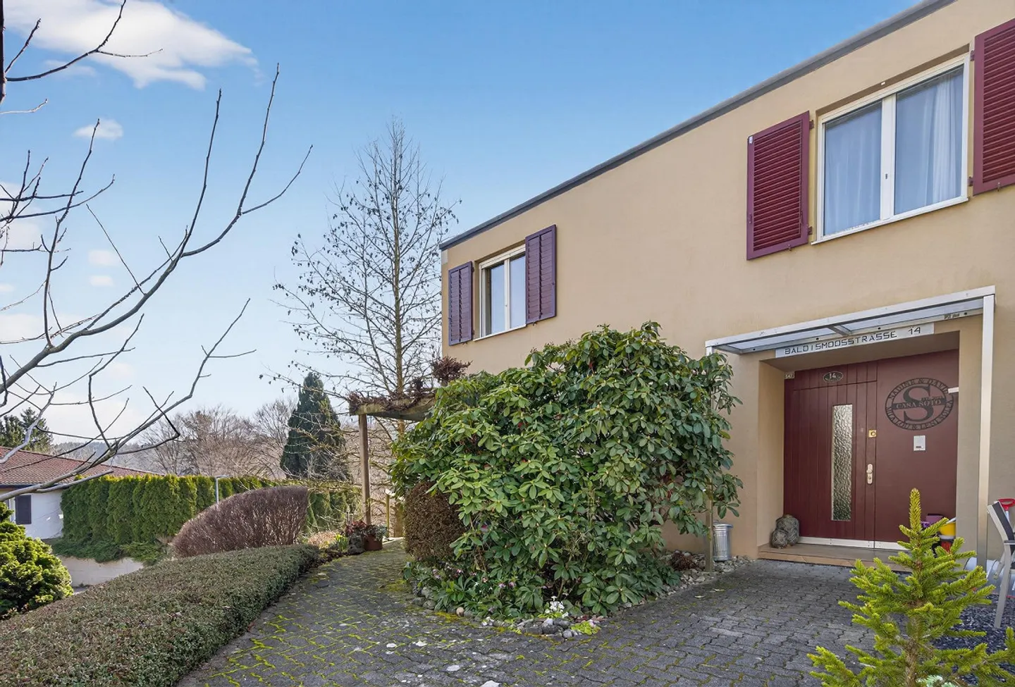 Casa angolare 5.5 stanze con carattere e potenziale di sviluppo - Foto 1 di 6