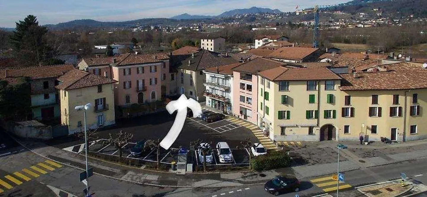 Gebäude zu renovieren - Foto 2 von 13