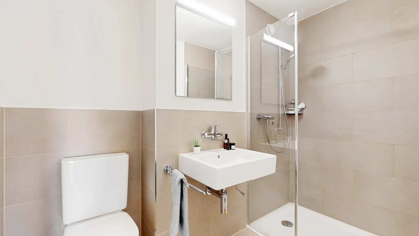 Grosszügig innen, grosszügig aussen! - Foto 3 von 8