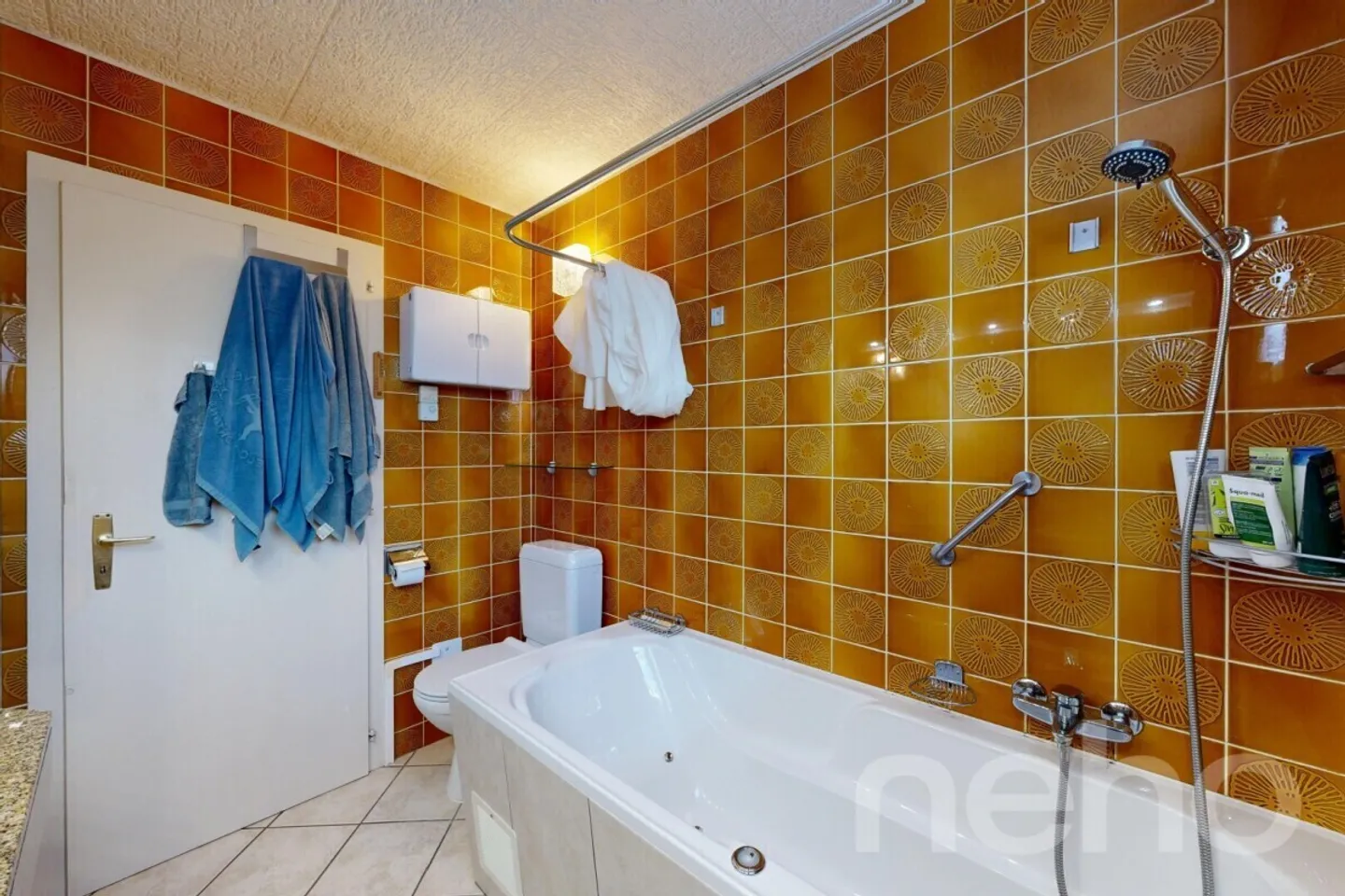 Bright family home with garden and studio potential - Photo 10 of 12