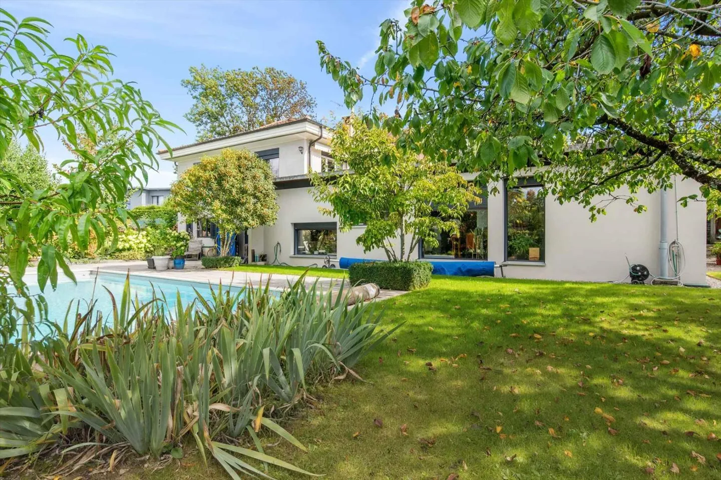 Villa for sale - Photo 2 of 11