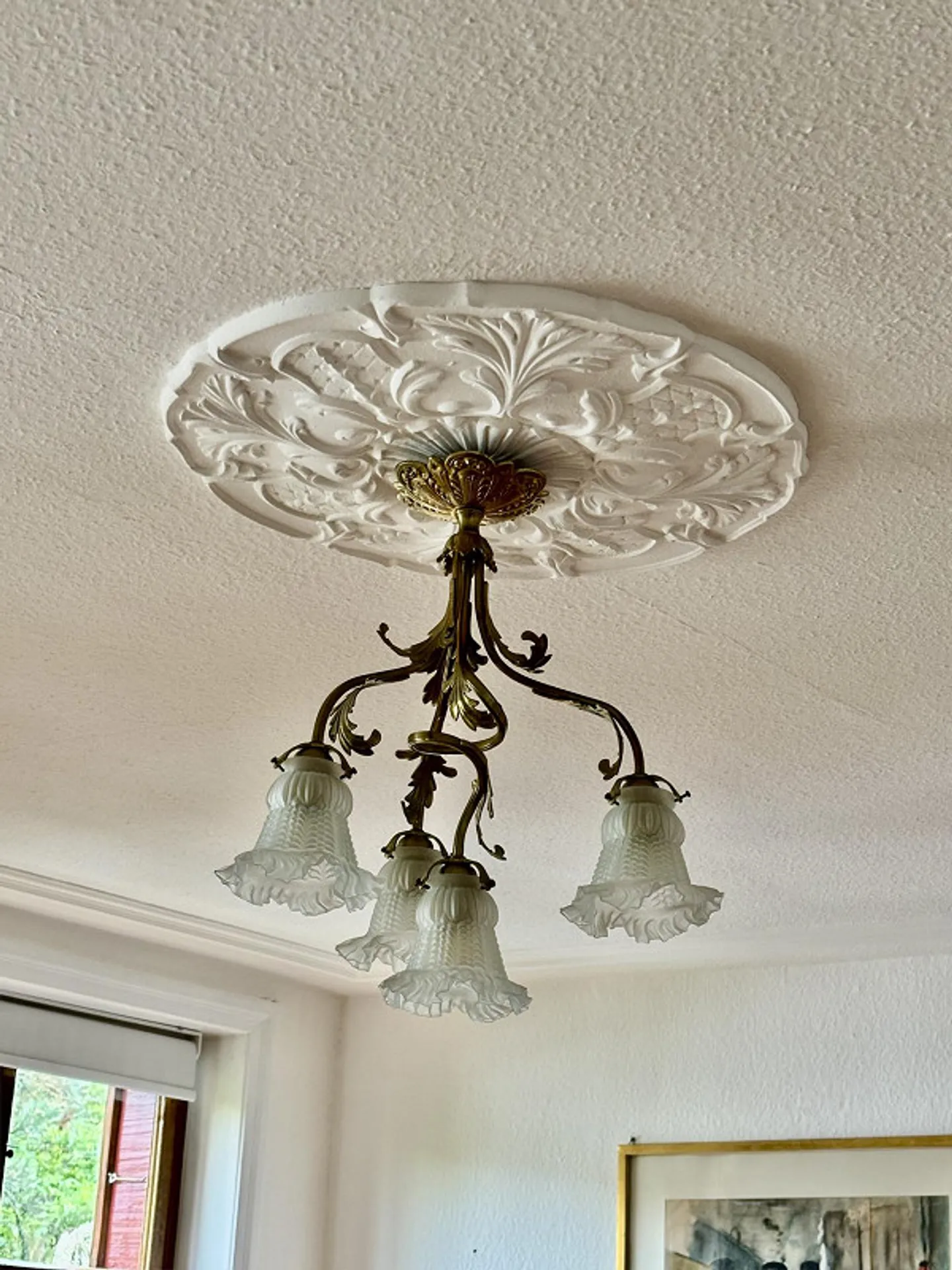 Beautiful 3.5 Room Apartment in Historic Property - Photo 2 of 8