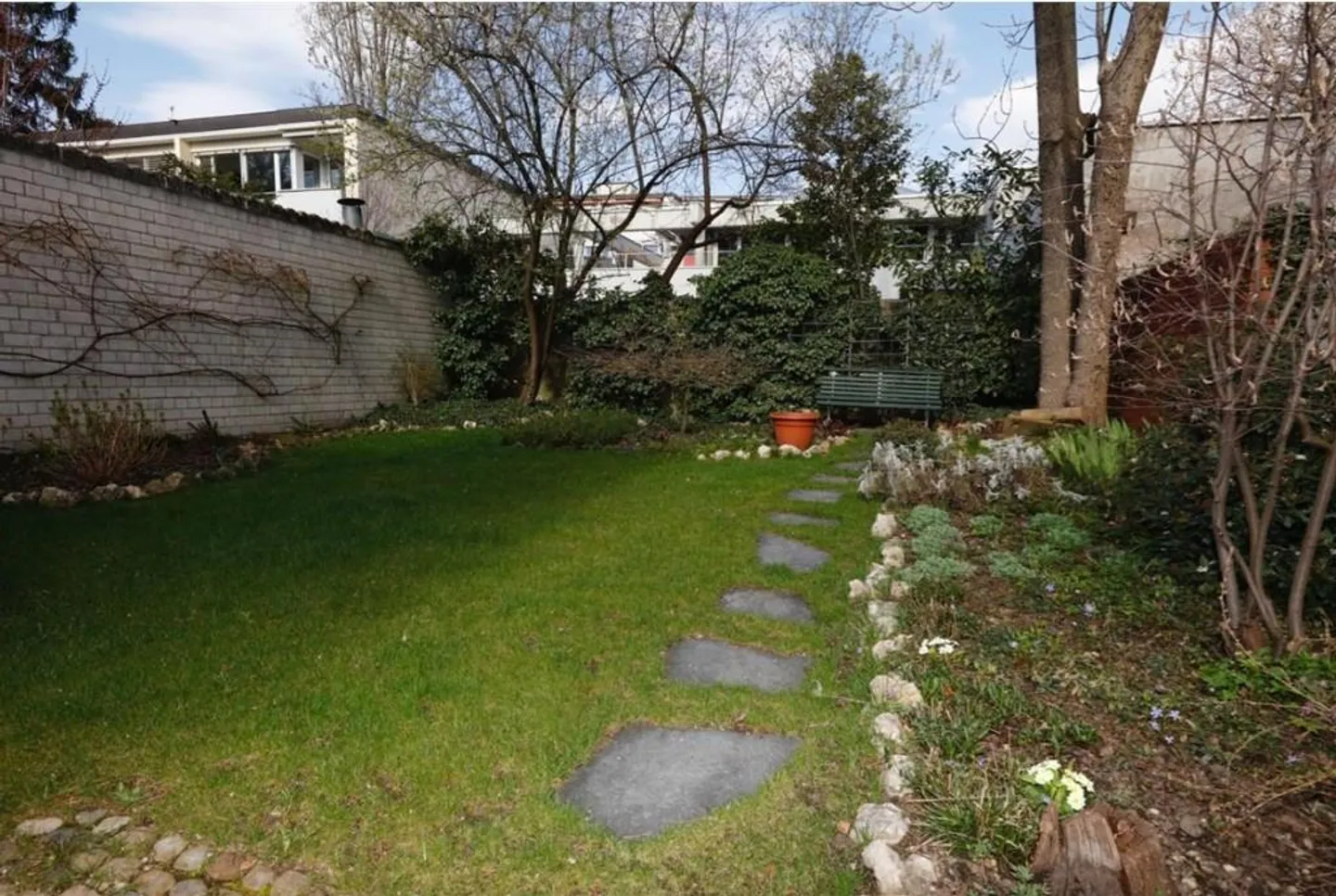 Beautiful 3.5 Room Apartment in Historic Property - Photo 8 of 8