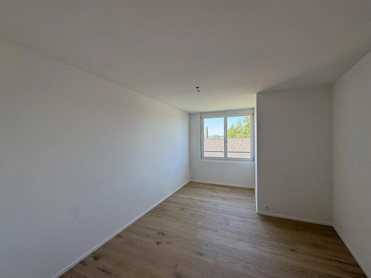Modern 4.5-room single-family house in a quiet location in Hünenberg - Photo 5 of 11