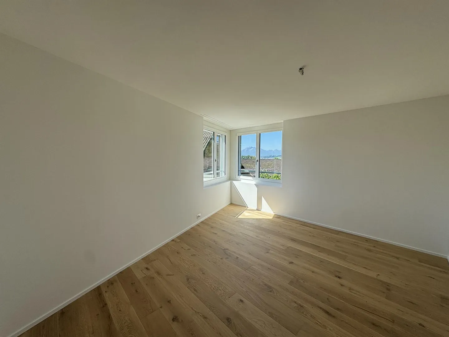 Modern 4.5-room single-family house in a quiet location in Hünenberg - Photo 7 of 11
