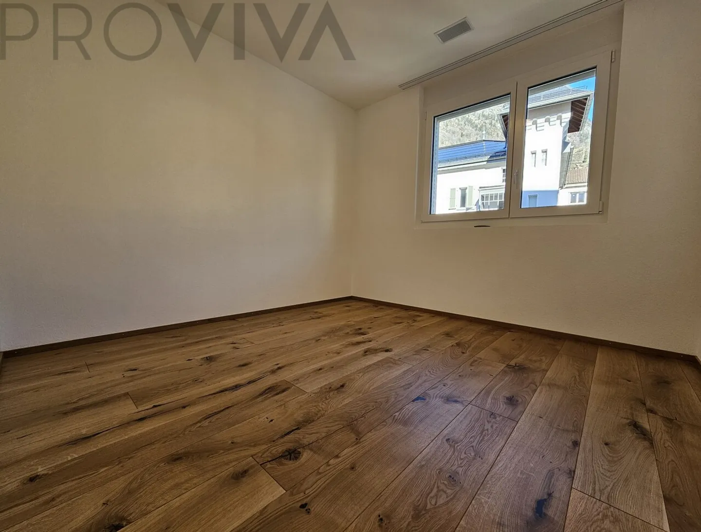 MOLTO SPAZIO ABITATIVO - GRANDE TERRAZZA E VISTA LIBERA - Foto 3 di 11