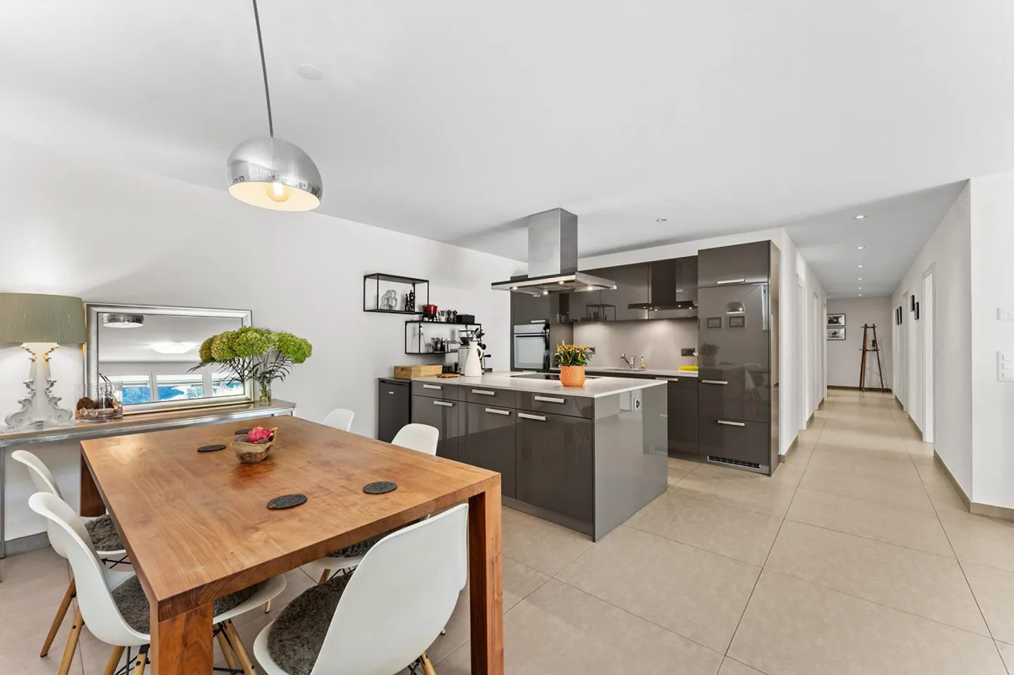 Appartamento giardino soleggiato – tra Zurigo e Rapperswil - Foto 3 di 10