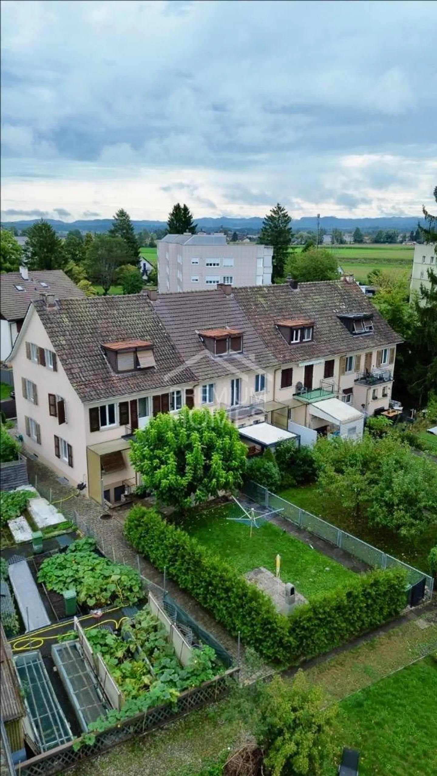 La tua nuova casa all'angolo verde! - Foto 1 di 9