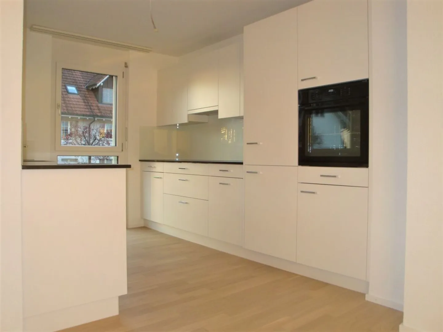 Appartement lumineux 4.5 pièces - Photo 2 sur 12