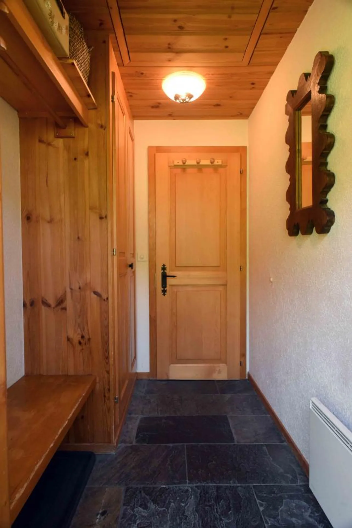 Appartamento all'ultimo piano Ski in/out tra Le Rouge e Medran - Foto 11 di 14