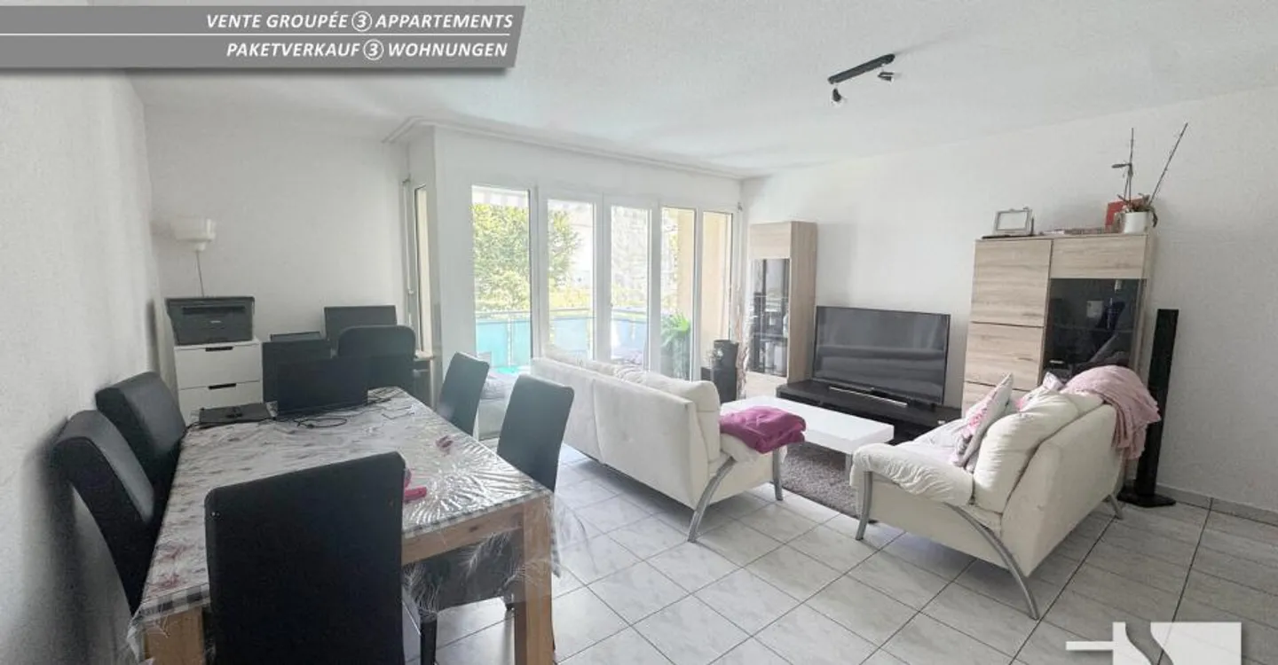 Vendita di 3 appartamenti, 2x 5 stanze e 4 stanze + 3 posti auto interni. - Foto 3 di 12