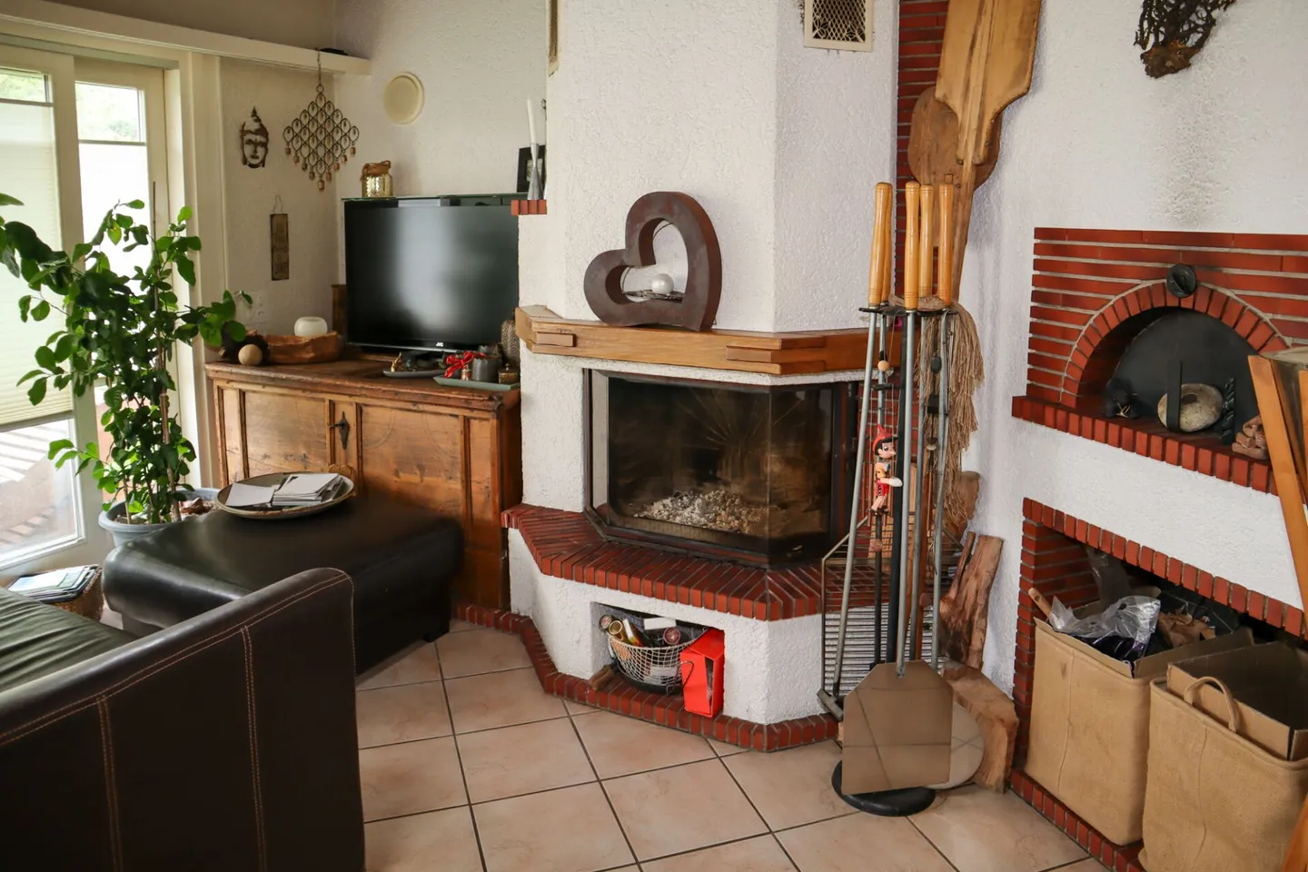 6 1/2 Room Single Family House with Small Apartment - Photo 10 of 14