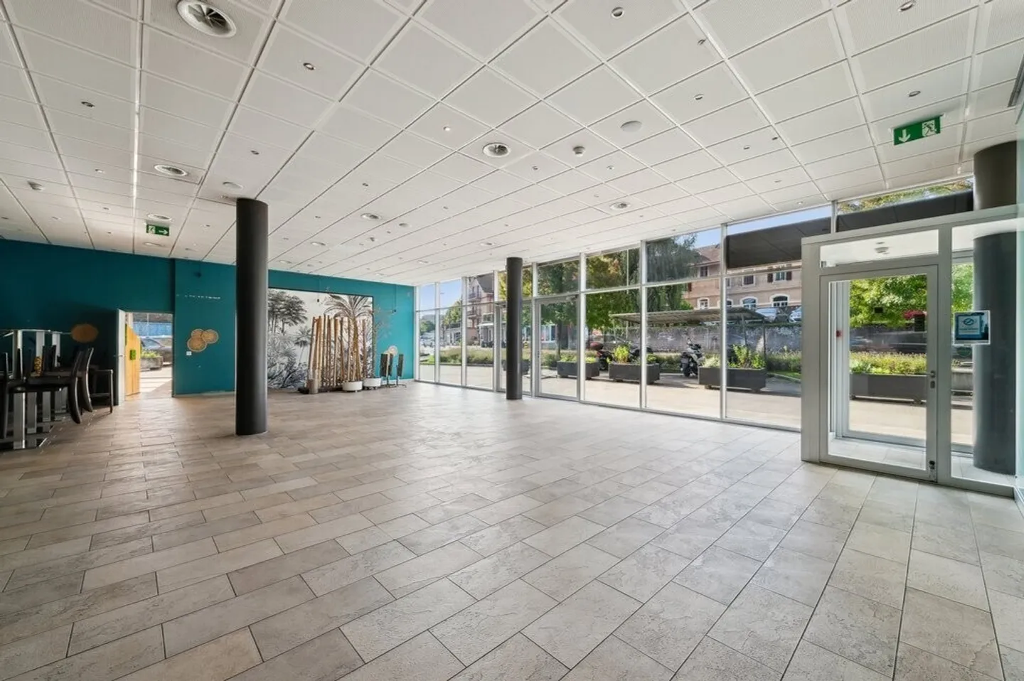 Commercial space of 548m2 with terrace ideal for a restaurant - Photo 8 of 8