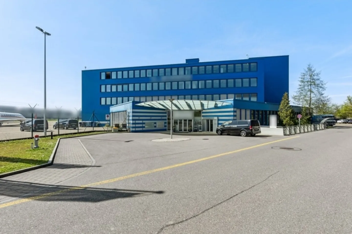 Office space in a central location - Limited until December 2030 - Photo 1 of 11