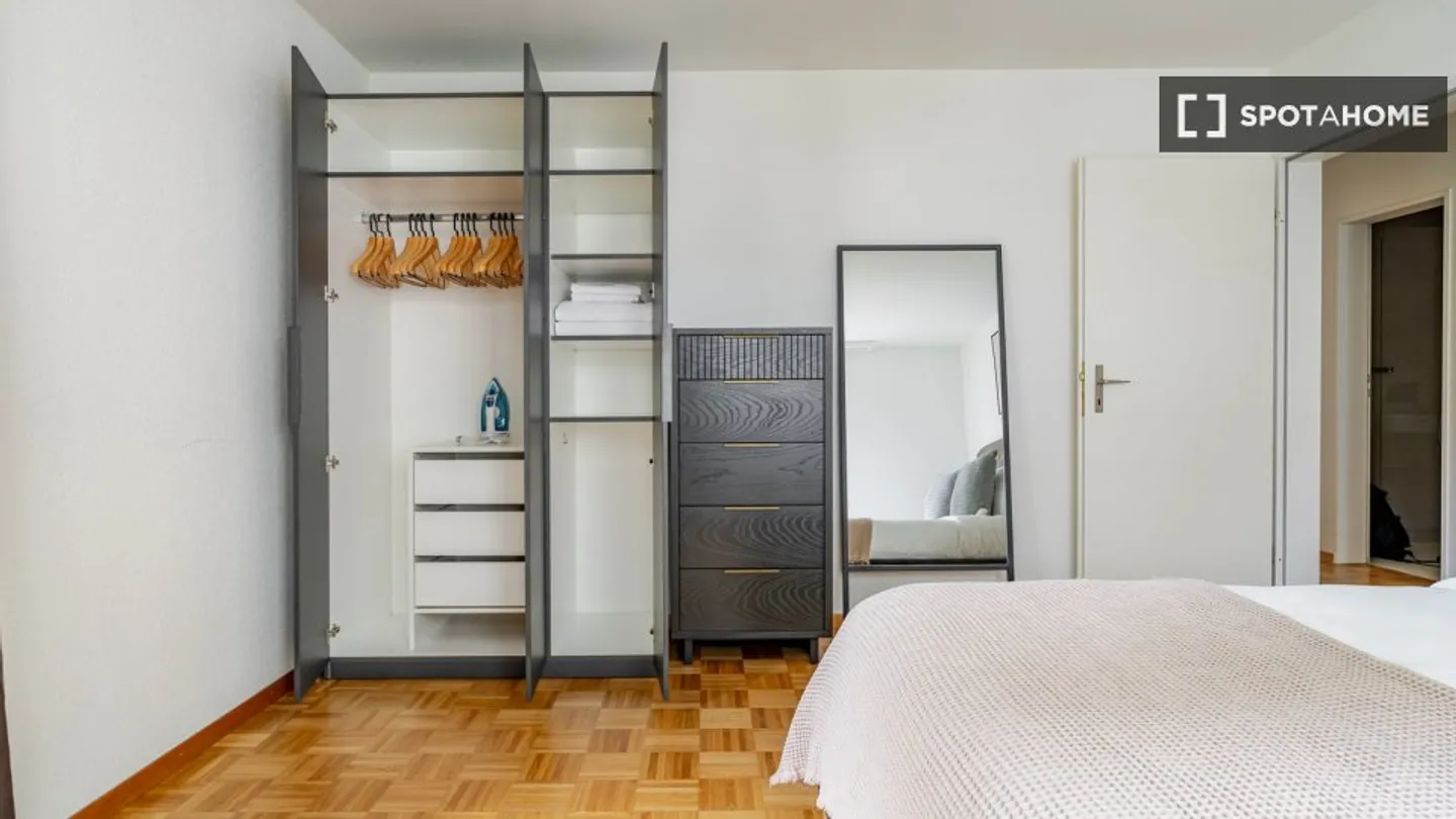 Apartment for rent - Photo 16 of 18