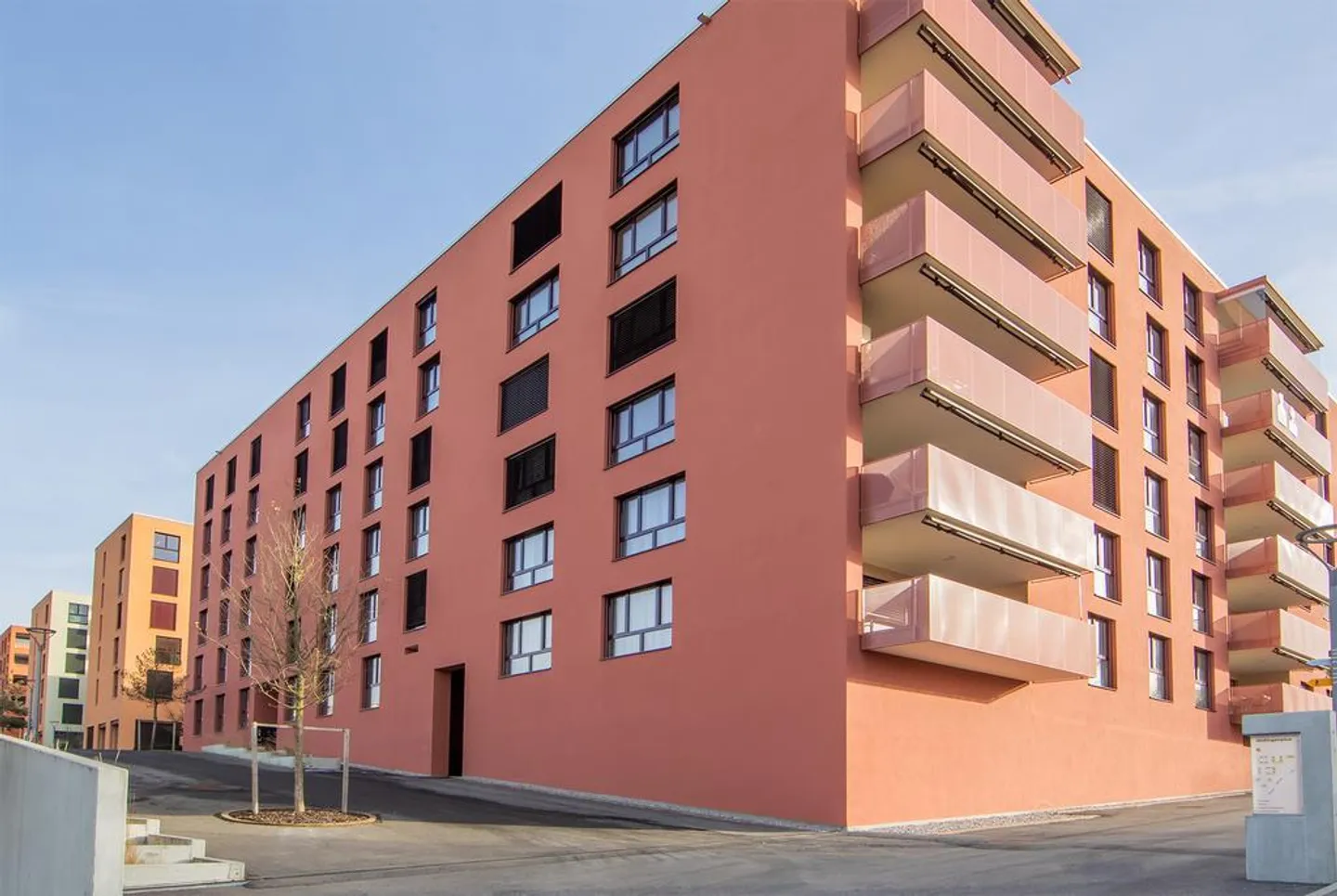 Vivere moderno in stile urbano - Düdingen Halta - Foto 1 di 7