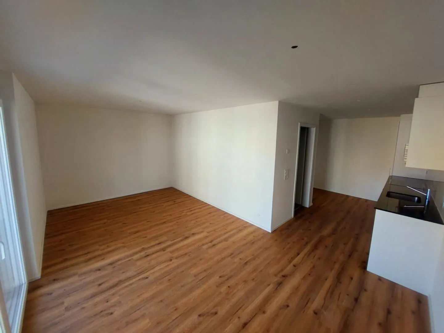 Modern 1.5-room new apartment with spacious balcony - first occupancy - Photo 5 of 11
