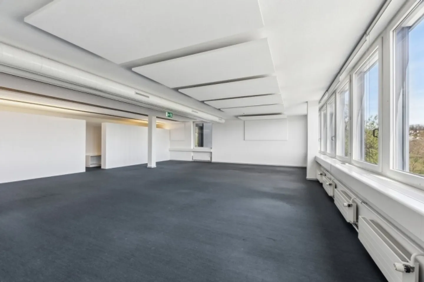 Office space in a central location - Limited until December 2030 - Photo 5 of 11