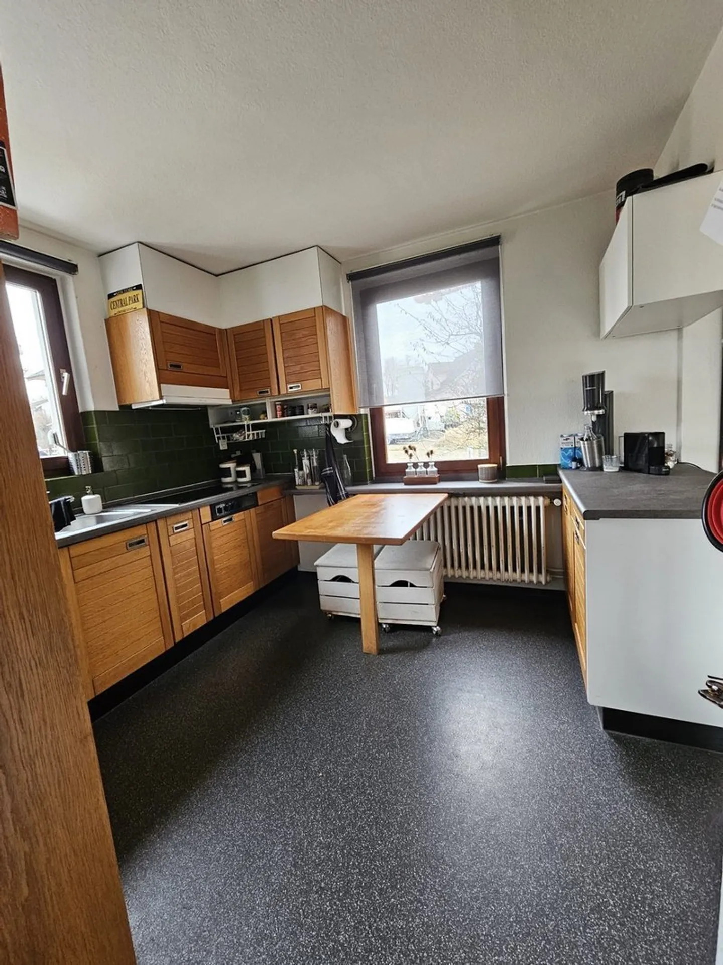 Charming Furnished House with Garden - Photo 3 of 10