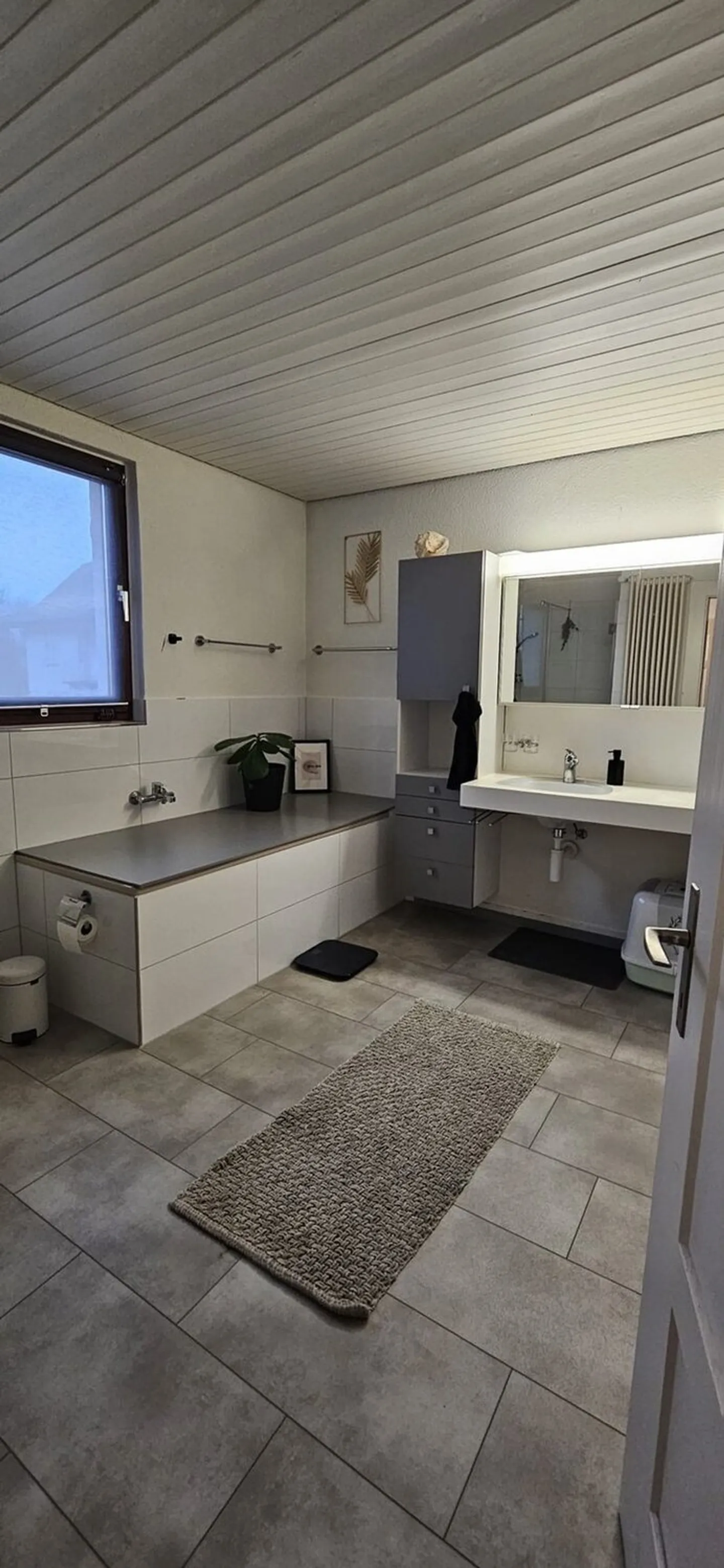 Charming Furnished House with Garden - Photo 5 of 10