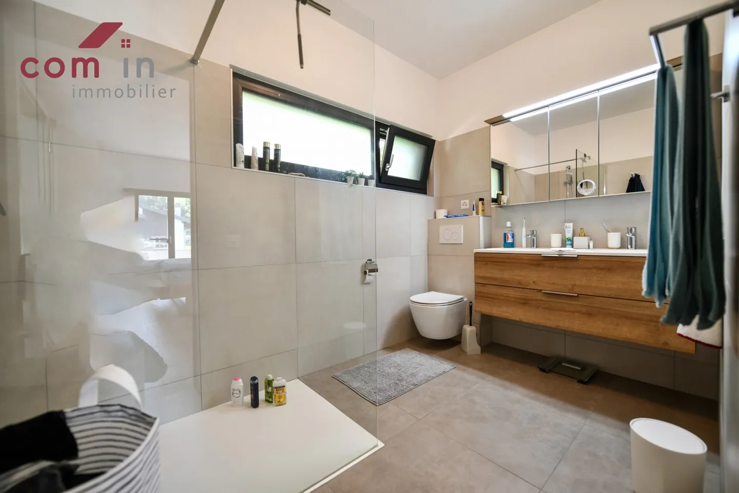 GRIMISUAT, 6-Zimmer-Villa, 2023 renoviert, sonnendurchflutet - Garten mit Bäumen - Foto 12 von 25