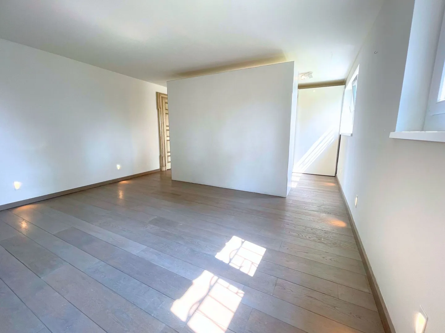 Casa unifamiliare con giardino e vista panoramica ristrutturata - Foto 12 di 16