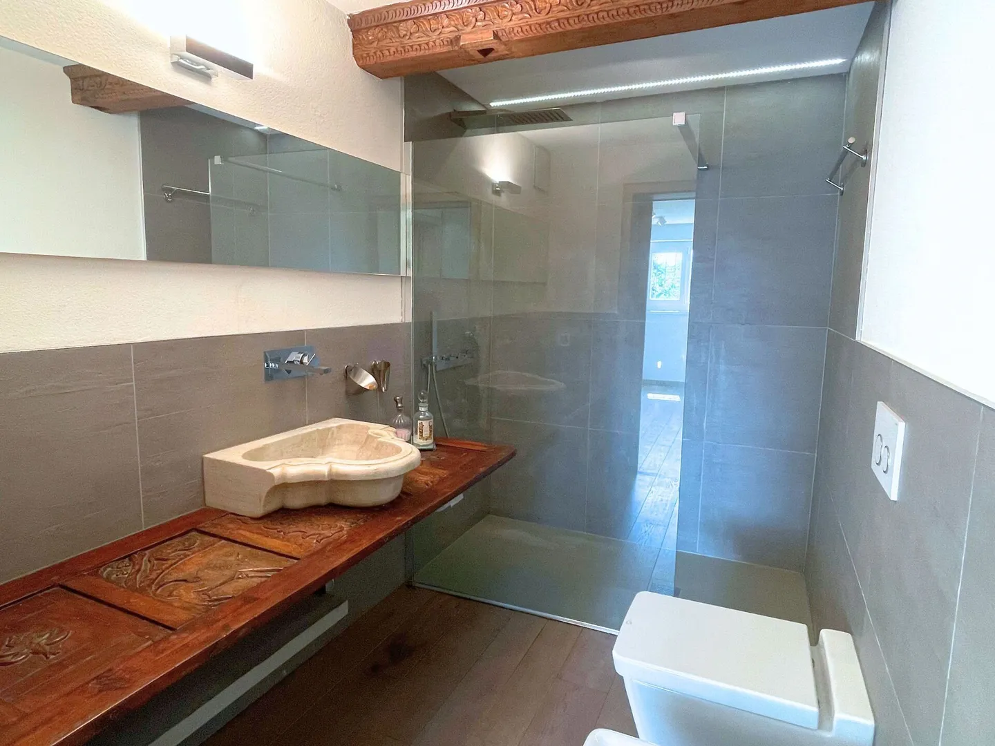 Casa unifamiliare con giardino e vista panoramica ristrutturata - Foto 15 di 16