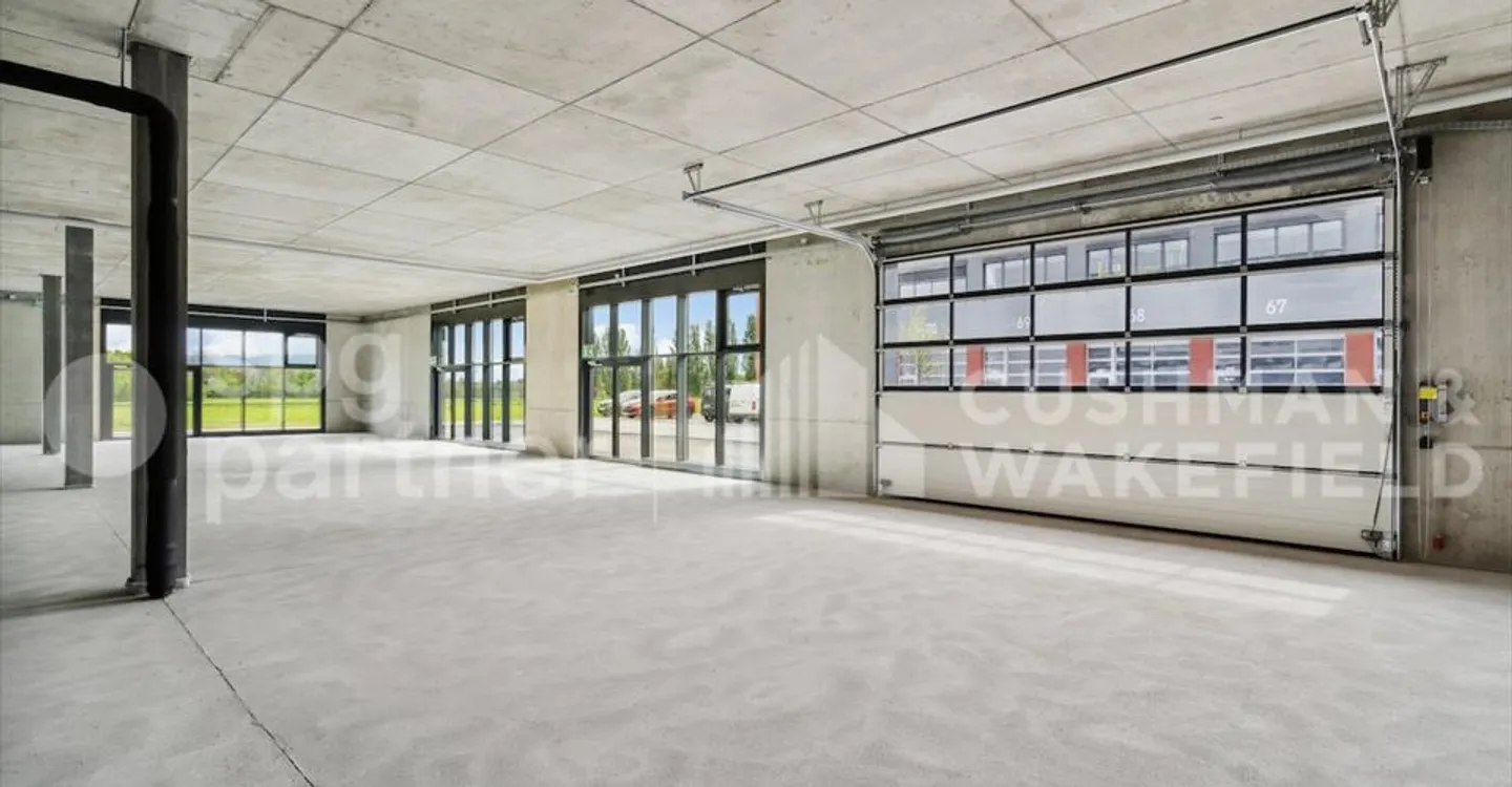 Edificio ad uso misto in affitto - Foto 11 di 13